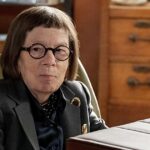 Linda Hunt Was 64 and Already an Oscar Winner When She Became Hetty Lange